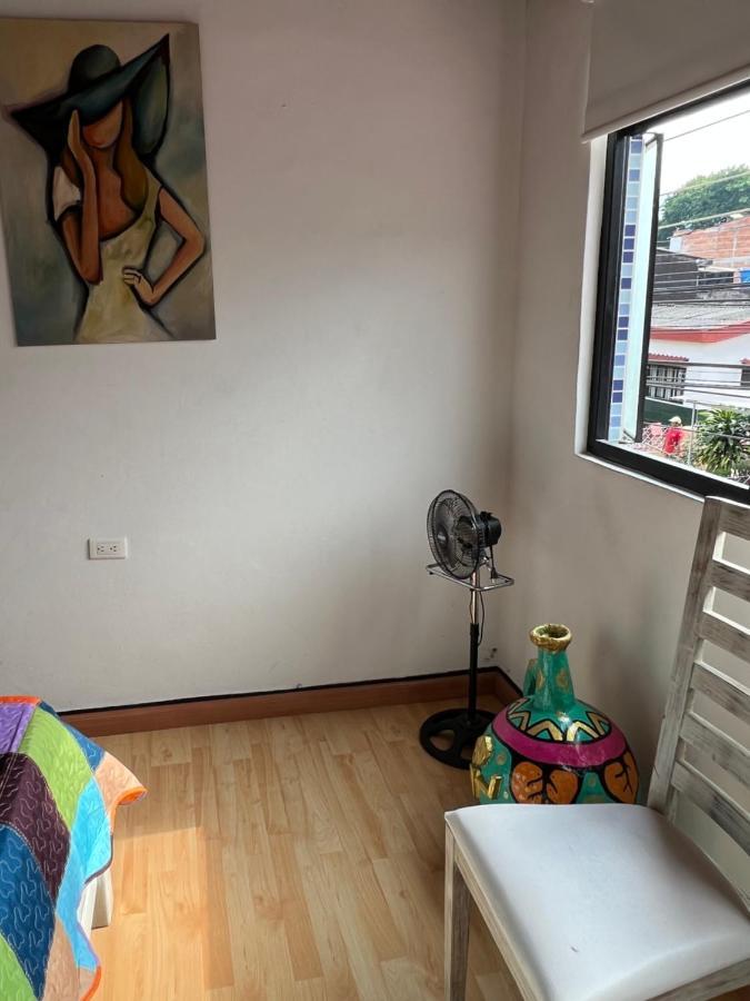 202 Bonito 3 Personas * Ibague
